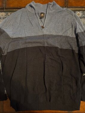 Dockers Men's Blue and Black Zip-Neck Colorblock Sweater